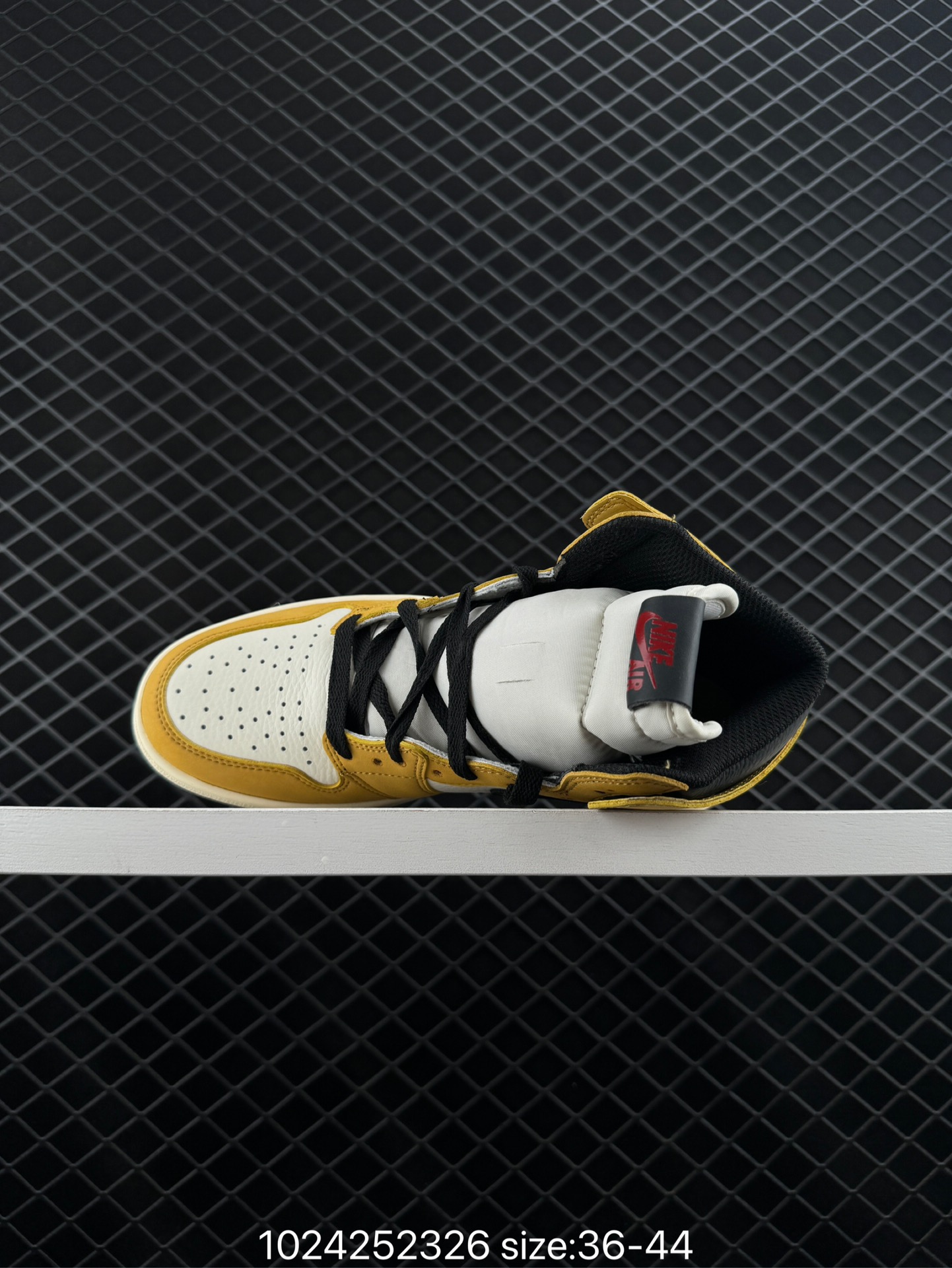 Nike AIR JORDAN 1 RETRO HIGH